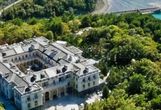 Putins Palace
